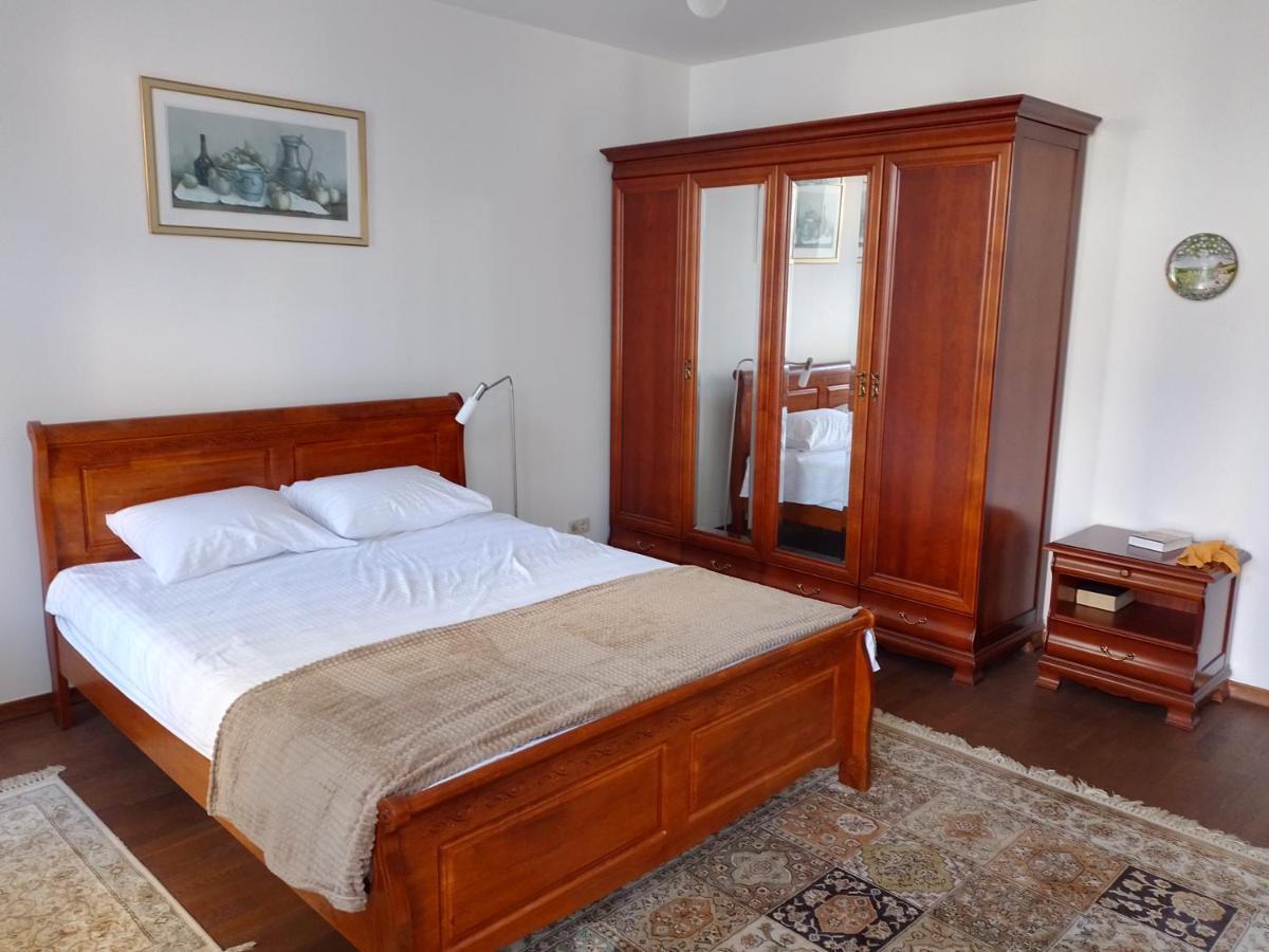 Premium Class Apartment, Free Parking, Maximum 5 Guests, 2 Bedrooms, 3 Beds Riga Bagian luar foto